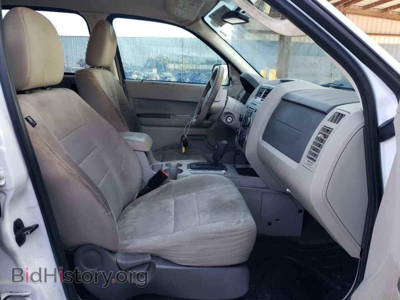 2010 FORD ESCAPE - VIN: 1FMCU0D70AKB89033 - Photo 5