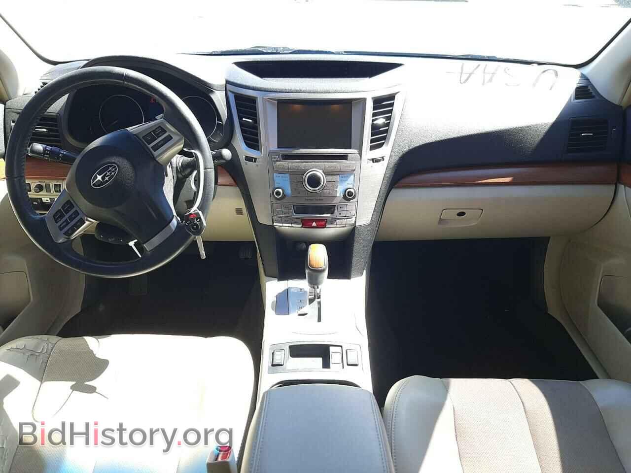 2014 SUBARU OUTBACK - VIN: 4S4BRDMC0E2266233 - Фото 9