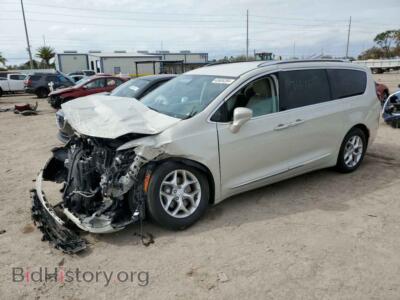 2019 Chrysler PACIFICA TOURING L, white — VIN 2C4RC1BG9KR588438, Copart