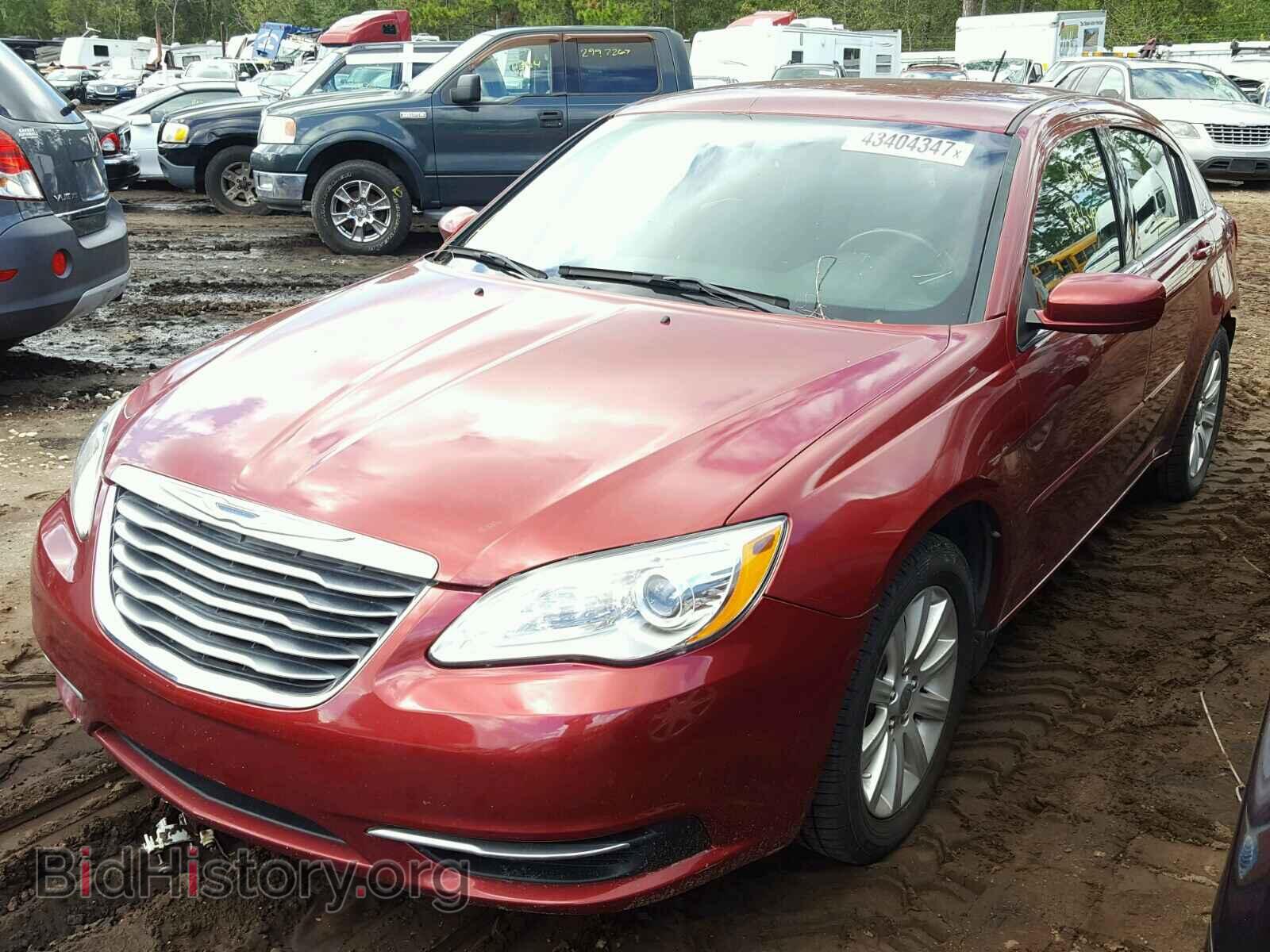 2013 CHRYSLER 200 - VIN: 1C3CCBBB4DN608261 - Фото 2