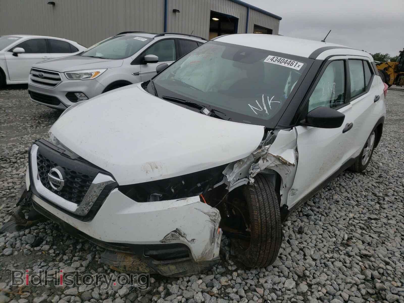 2020 NISSAN KICKS - VIN: 3N1CP5BV5LL556863 - Фото 2