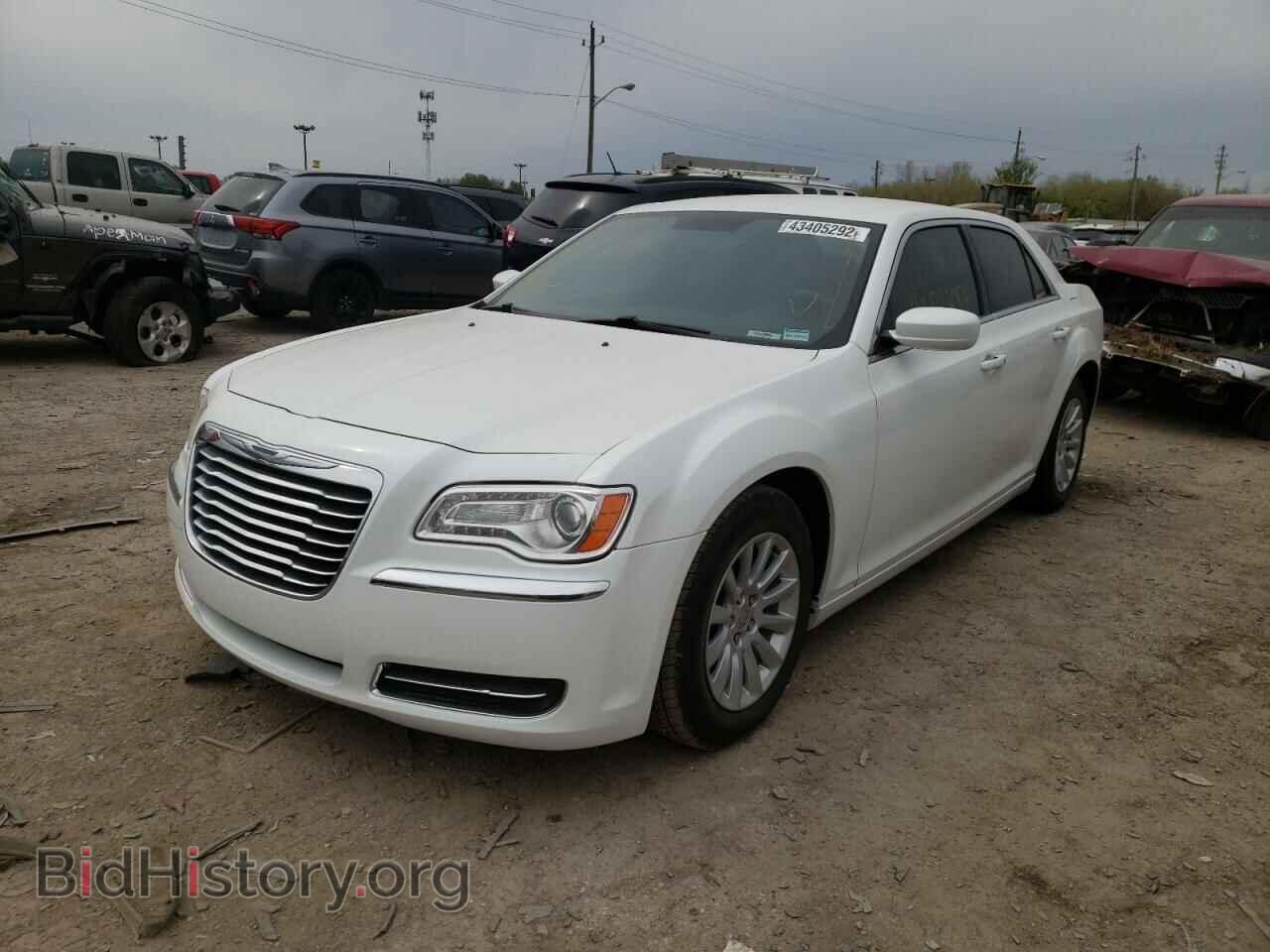2012 CHRYSLER 300 - VIN: 2C3CCAAG1CH312595 - Фото 2