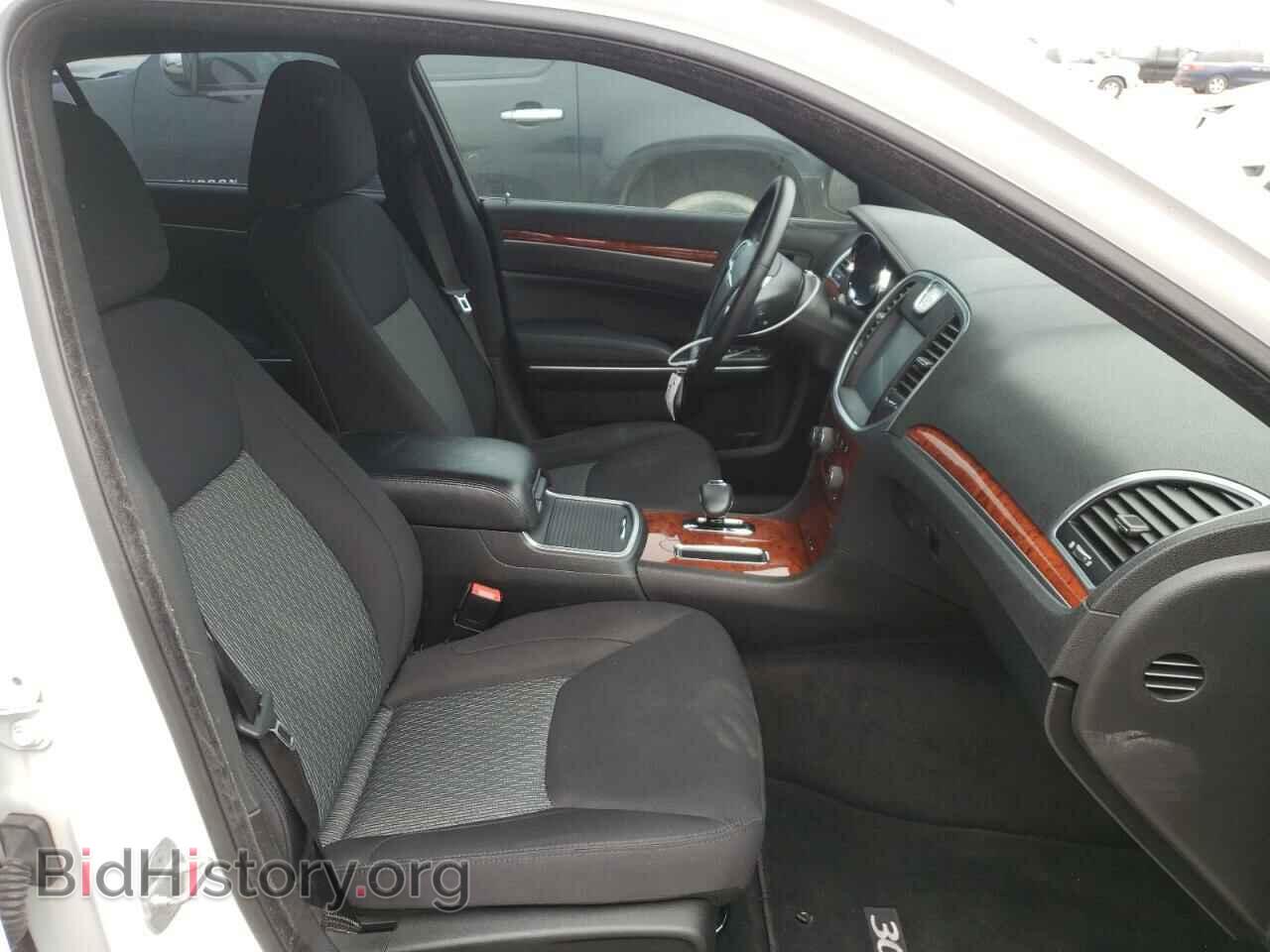 2012 CHRYSLER 300 - VIN: 2C3CCAAG1CH312595 - Фото 5