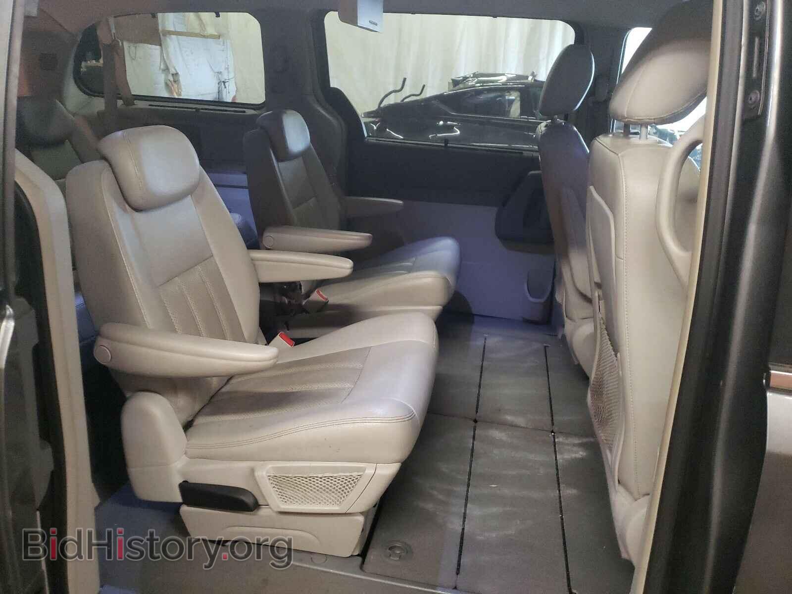 2009 CHRYSLER MINIVAN - VIN: 2A8HR54179R641912 - Фото 6