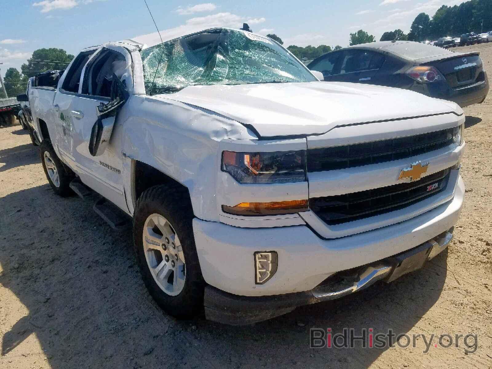 Photo 3GCUKREH7HG307090 - CHEVROLET SILVERADO 2017