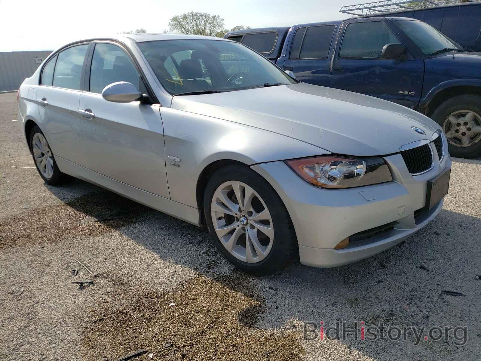 Photo WBAVD13536KV03751 - BMW 3 SERIES 2006