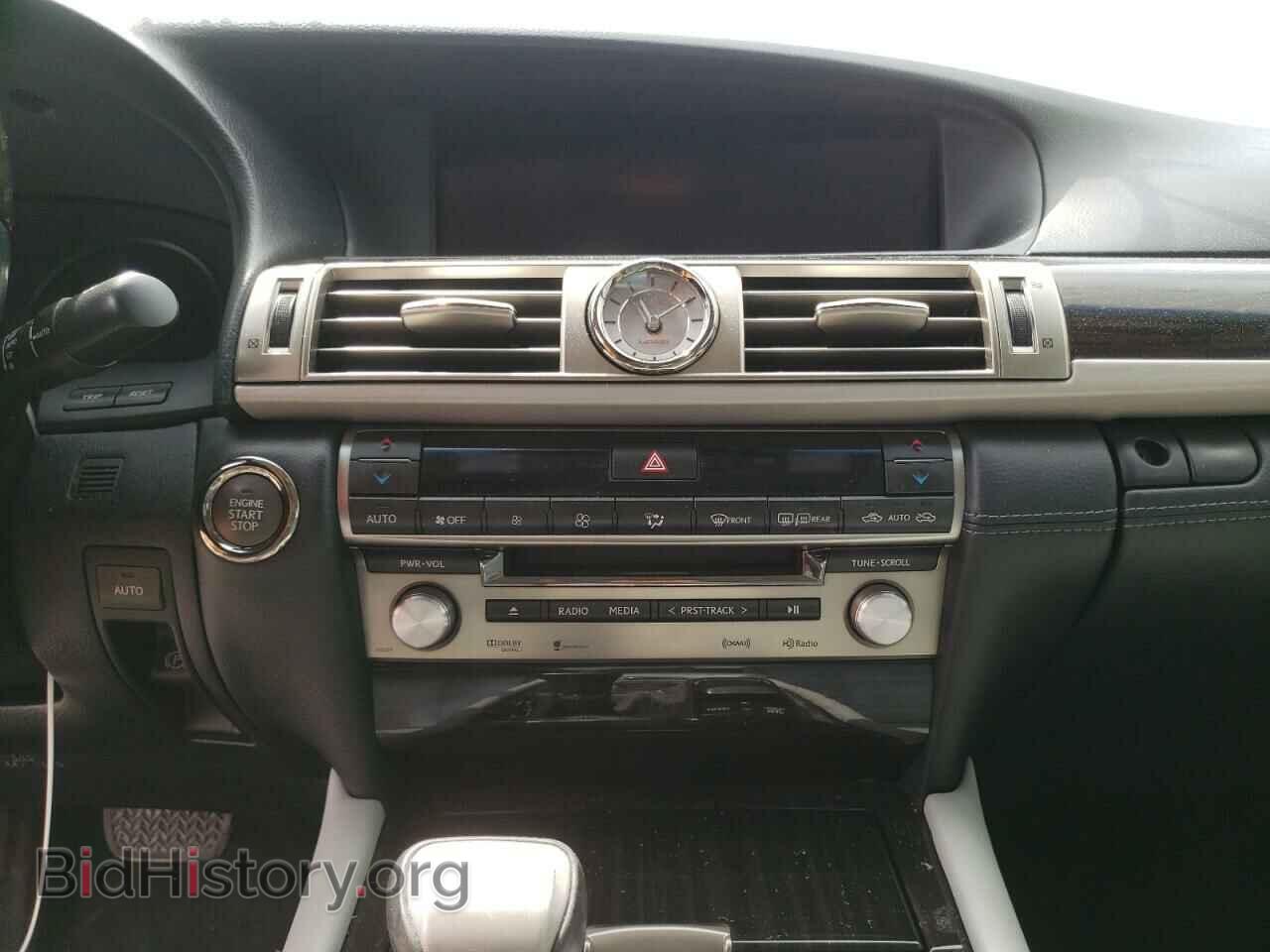 2013 LEXUS LS460 - VIN: JTHBL5EF7D5124705 - Photo 9