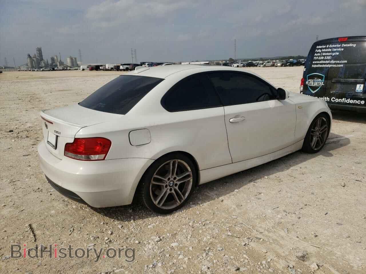 2011 BMW 1 SERIES - VIN: WBAUC9C57BVM09197 - Фото 3