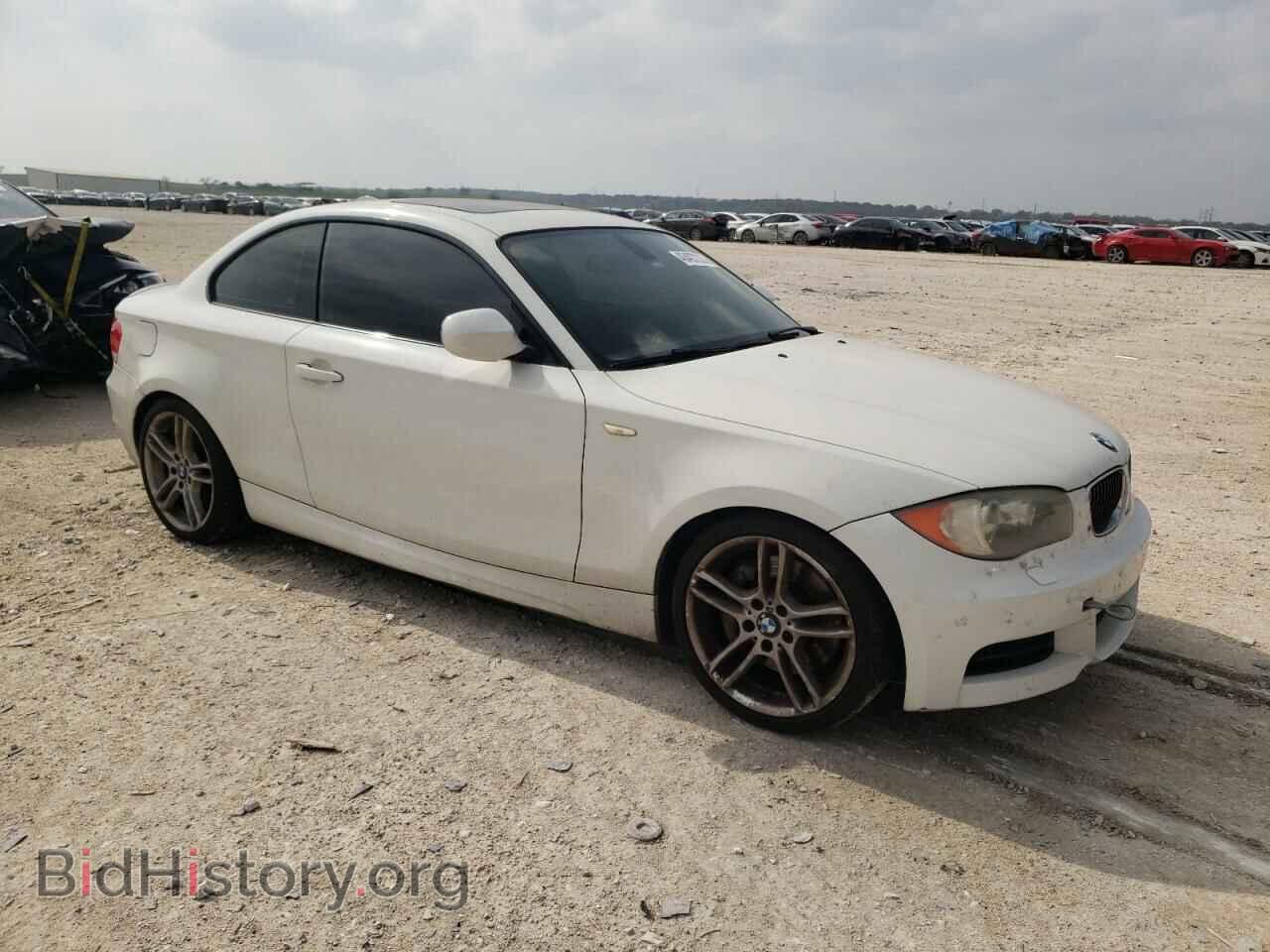 2011 BMW 1 SERIES - VIN: WBAUC9C57BVM09197 - Фото 4