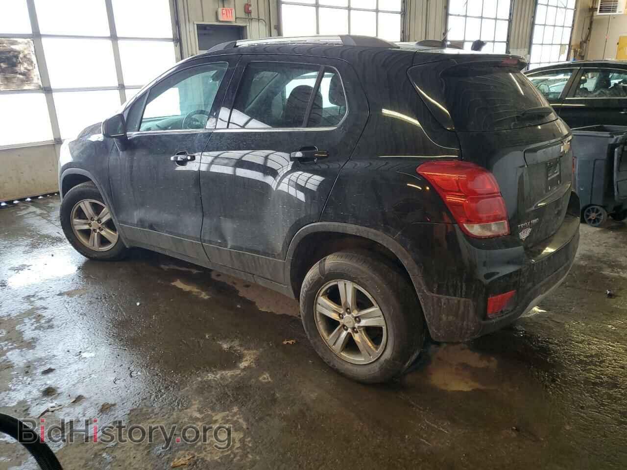 2017 CHEVROLET TRAX - VIN: 3GNCJPSB7HL211252 - Фото 2