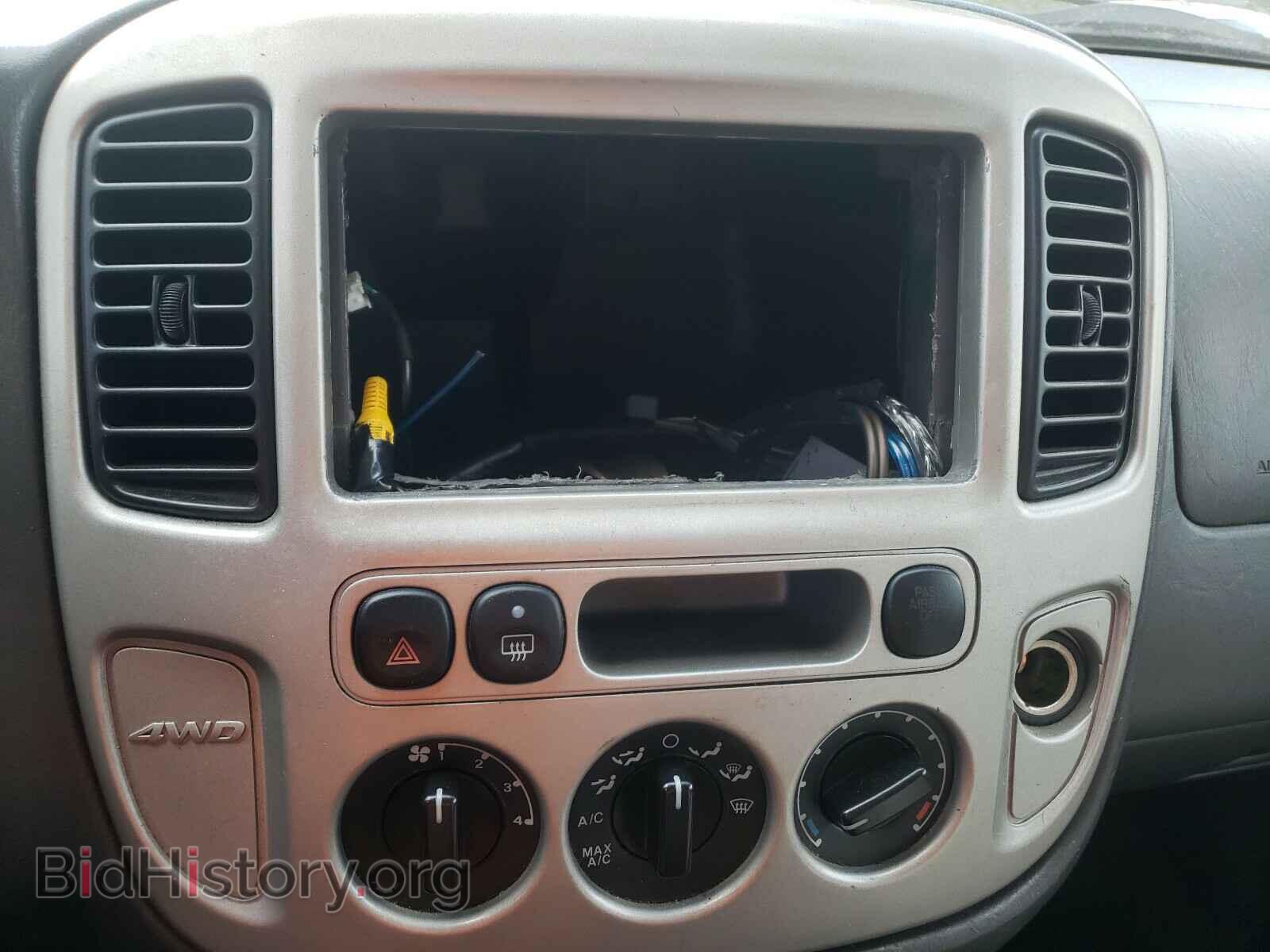 2007 FORD ESCAPE - VIN: 1FMCU93107KA20513 - Фото 9