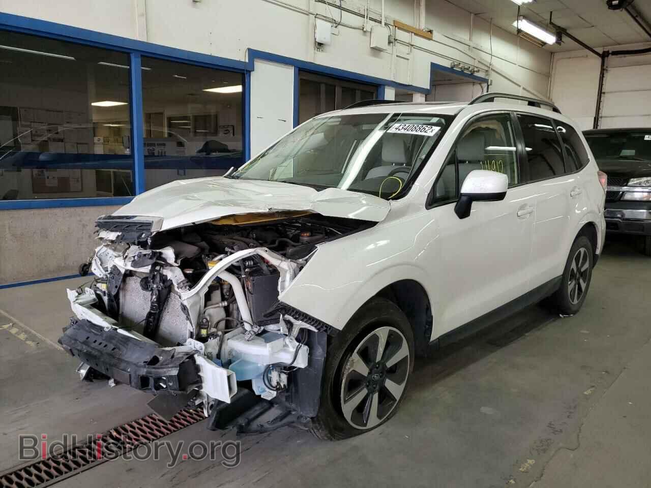2017 SUBARU FORESTER - VIN: JF2SJAEC8HH529712 - Фото 2