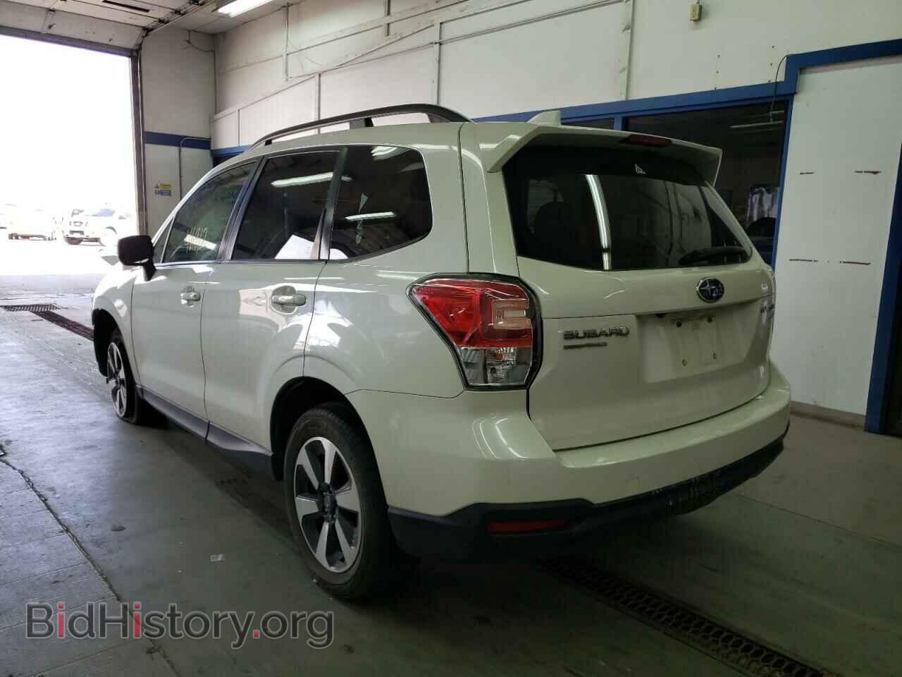 2017 SUBARU FORESTER - VIN: JF2SJAEC8HH529712 - Фото 3