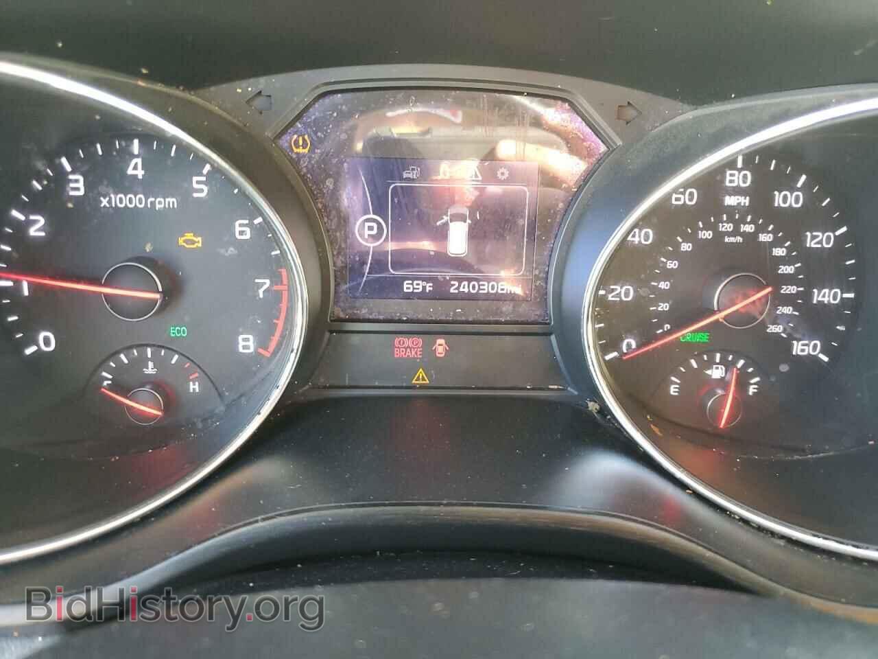 2017 KIA All Models - VIN: KNDMB5C16H6301152 - Фото 9