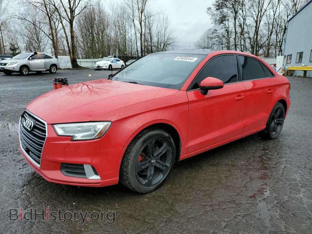 Фотография WAUAUGFF4H1036323 - AUDI A3 2017