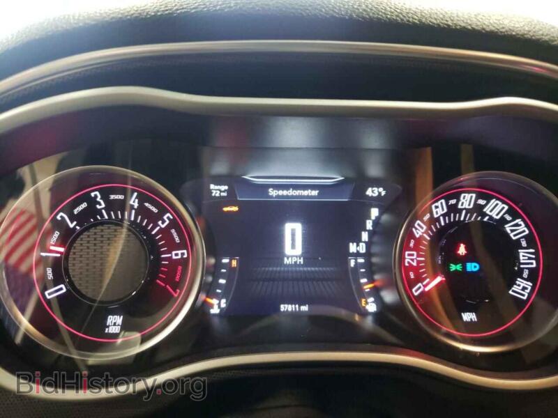 2017 Dodge CHALLENGER (VIN 2C3CDZGG1HH574501) — photo 9 of 13