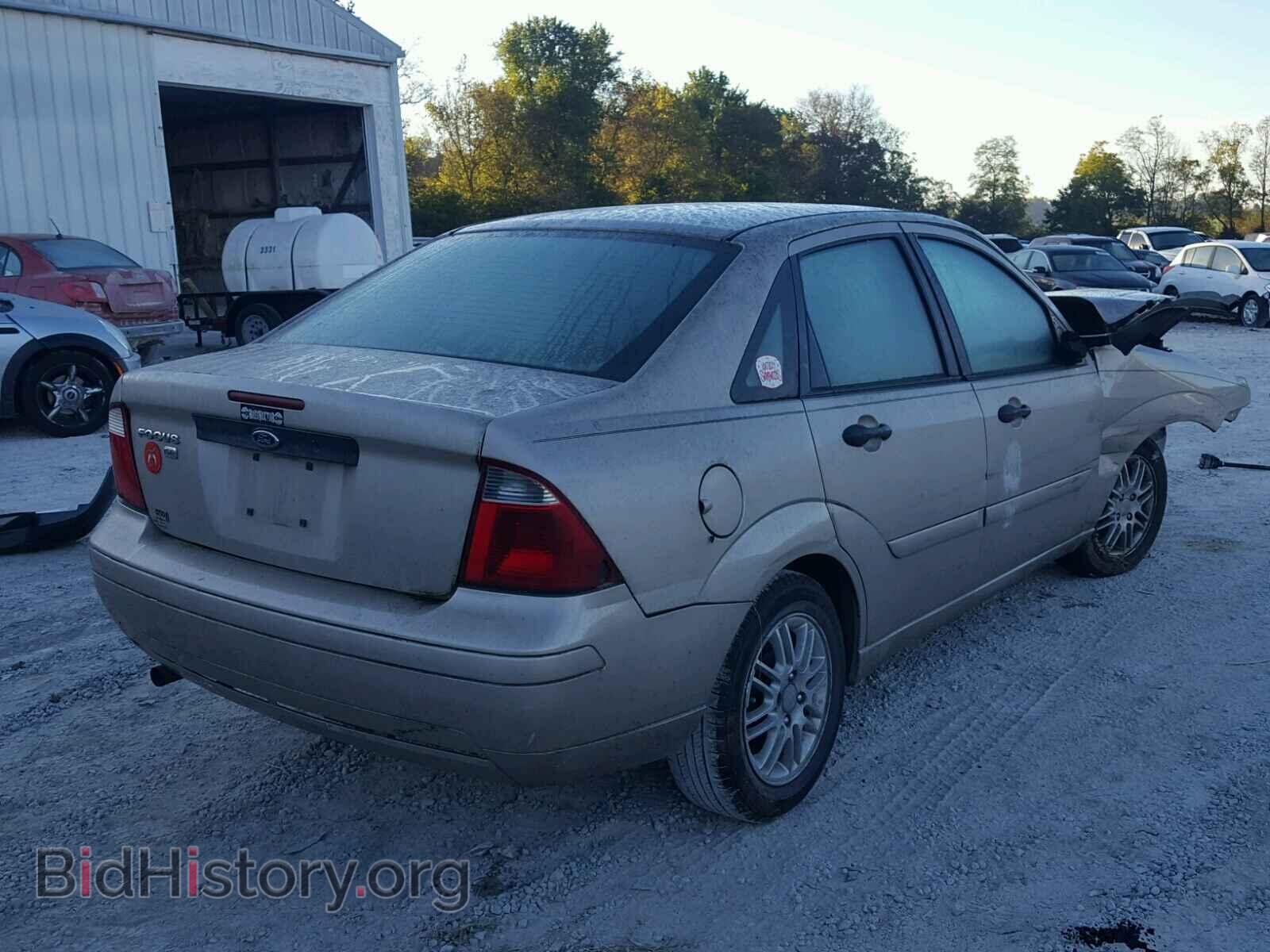 2007 FORD FOCUS - VIN: 1FAFP34N37W122779 - Фото 4