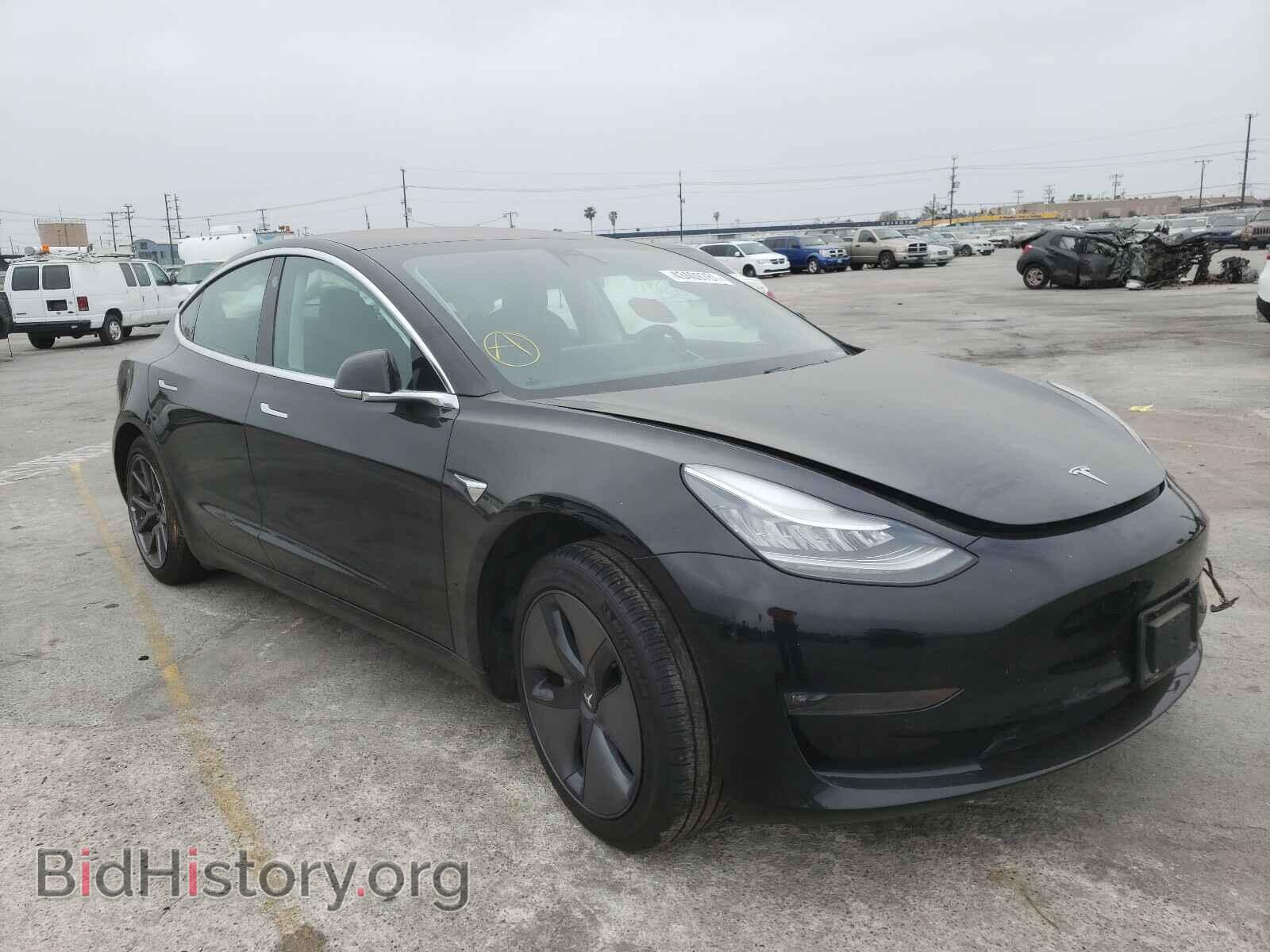 Фотография 5YJ3E1EA1JF172398 - TESLA MODEL 3 2018