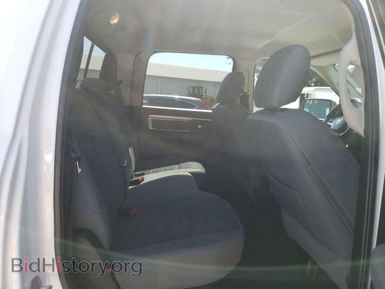 2017 RAM 1500 - VIN: 1C6RR7LG3HS559886 - Фото 6