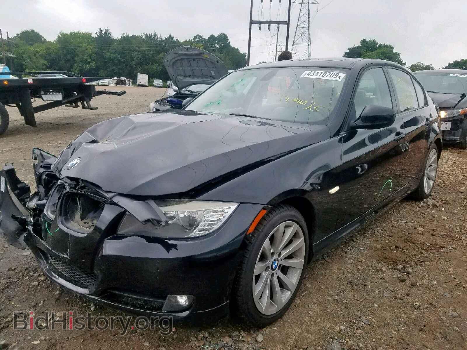 2011 BMW 328 I - VIN: WBAPH7C54BE461597 - Фото 2