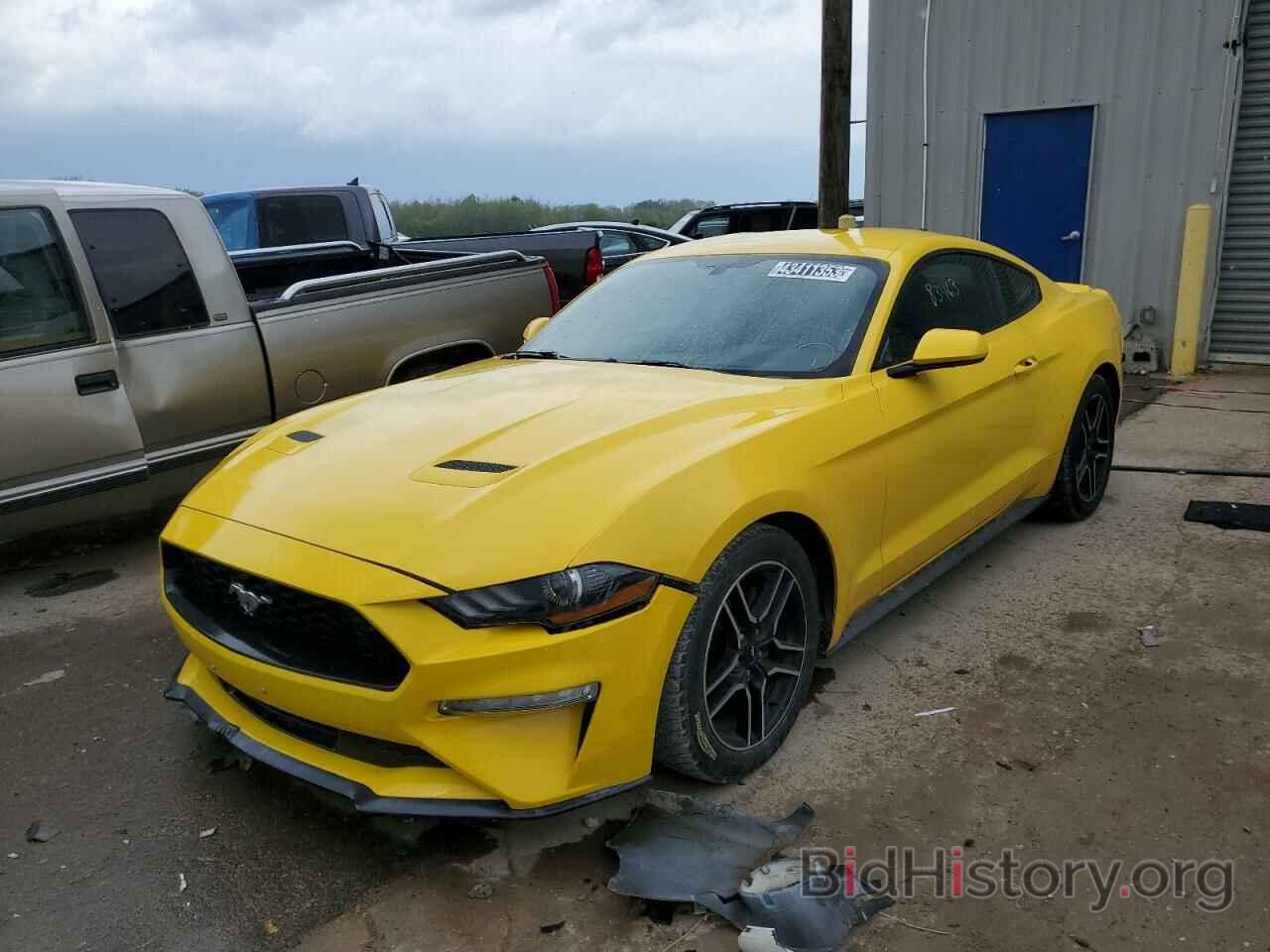 Photo 1FA6P8TH9J5177520 - FORD MUSTANG 2018