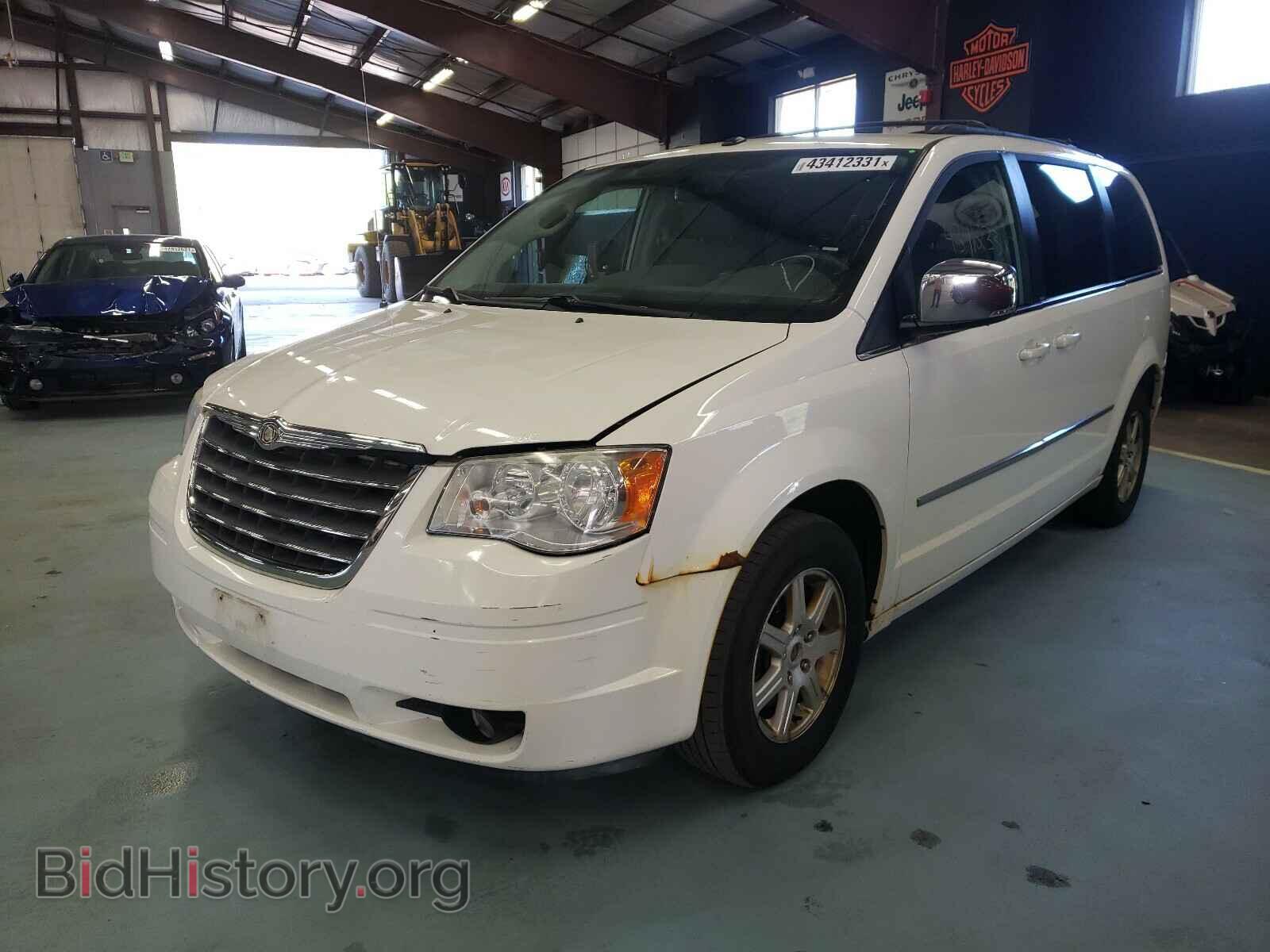 2010 CHRYSLER MINIVAN - VIN: 2A4RR5D15AR128958 - Фото 2