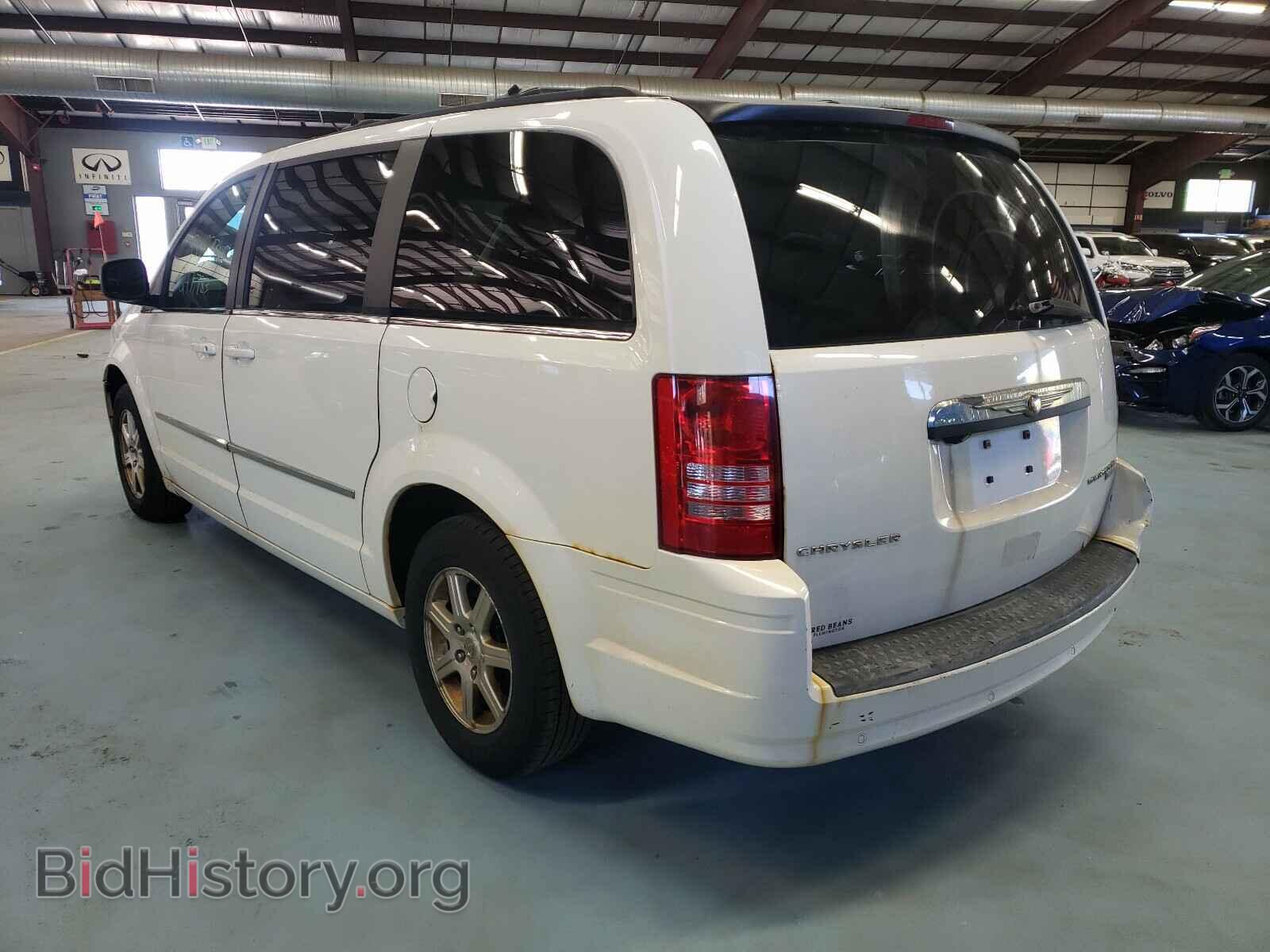 2010 CHRYSLER MINIVAN - VIN: 2A4RR5D15AR128958 - Фото 3