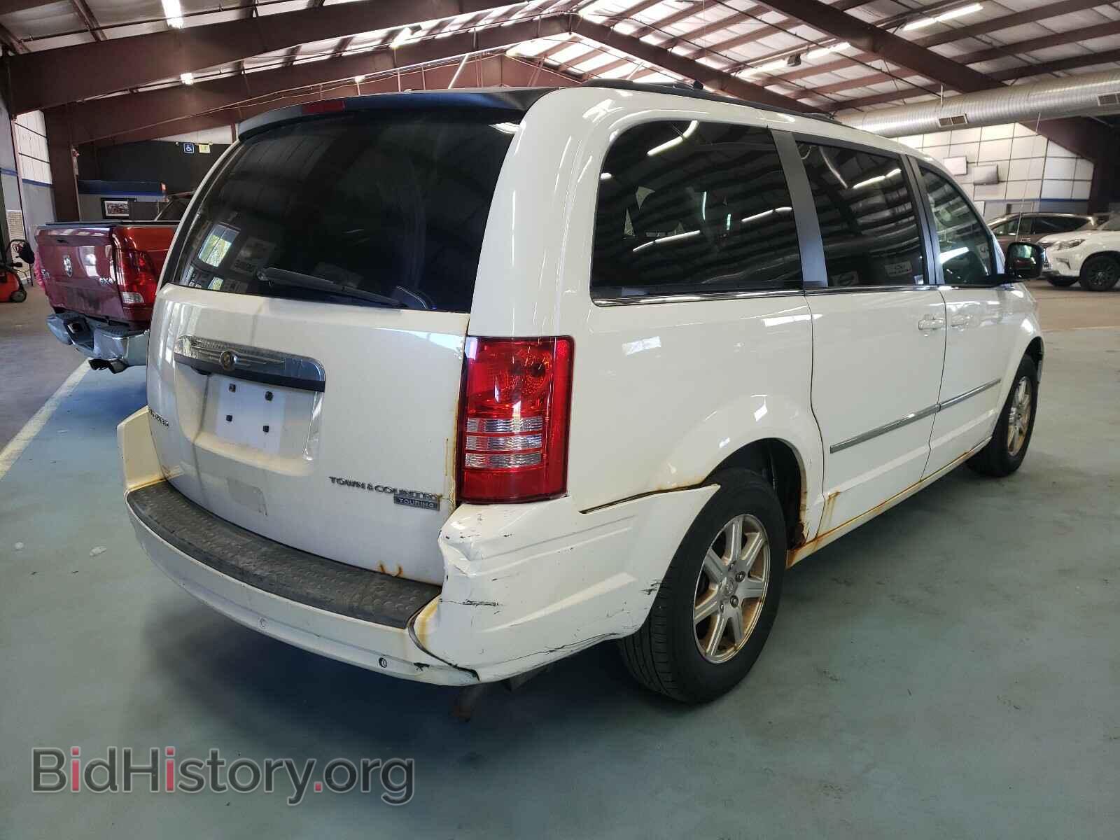 2010 CHRYSLER MINIVAN - VIN: 2A4RR5D15AR128958 - Фото 4