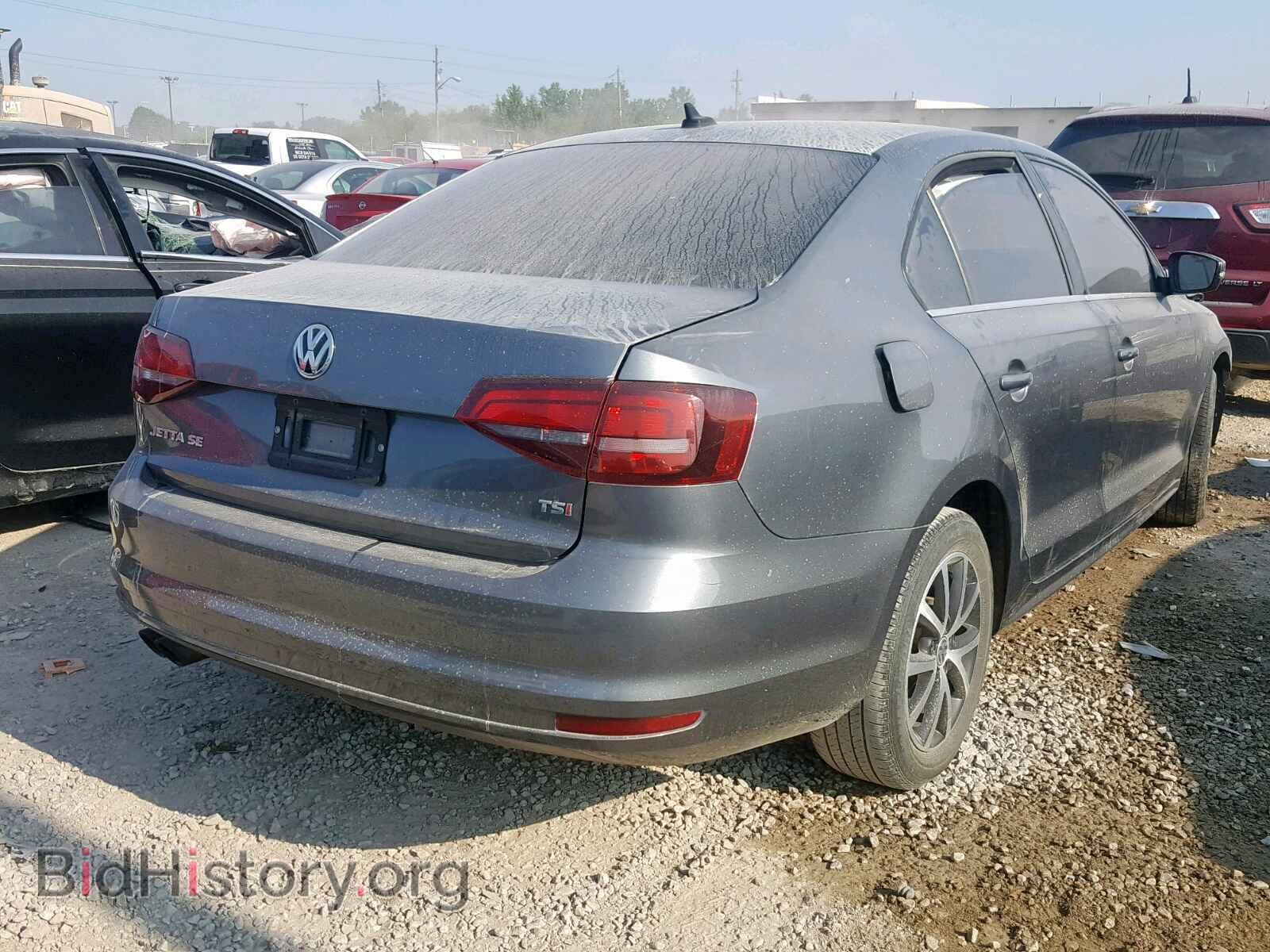2017 VOLKSWAGEN JETTA - VIN: 3VWDB7AJ9HM202630 - Фото 4