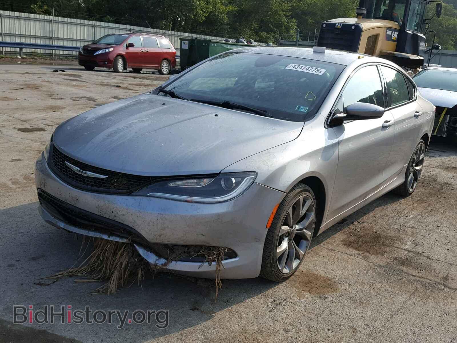 2015 CHRYSLER 200 - VIN: 1C3CCCDG4FN617981 - Photo 2