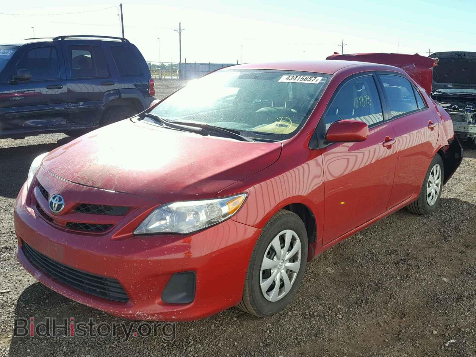2011 TOYOTA COROLLA - VIN: 2T1BU4EE3BC582418 - Фото 2