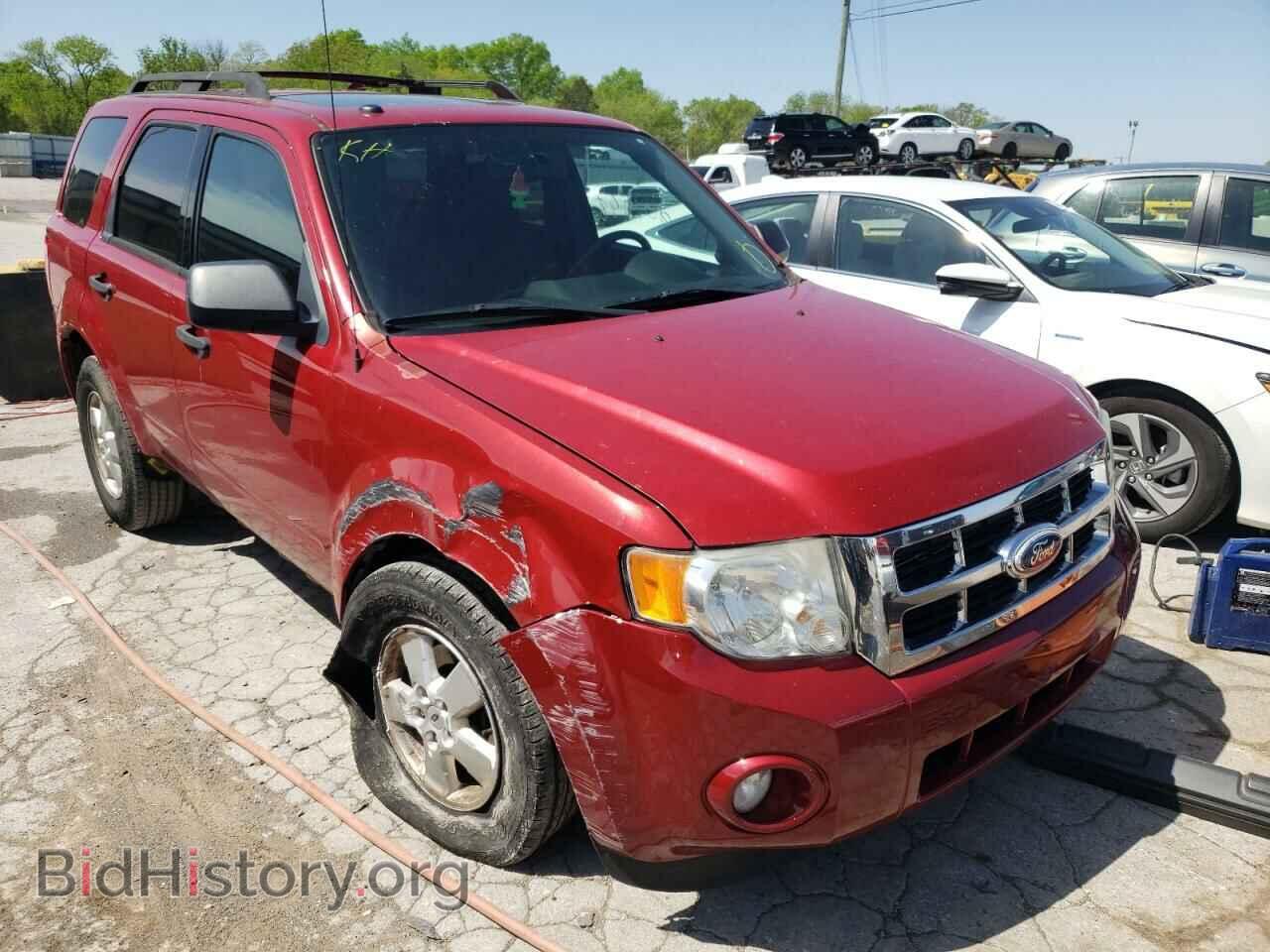 Photo 1FMCU0D79AKD24669 - FORD ESCAPE 2010
