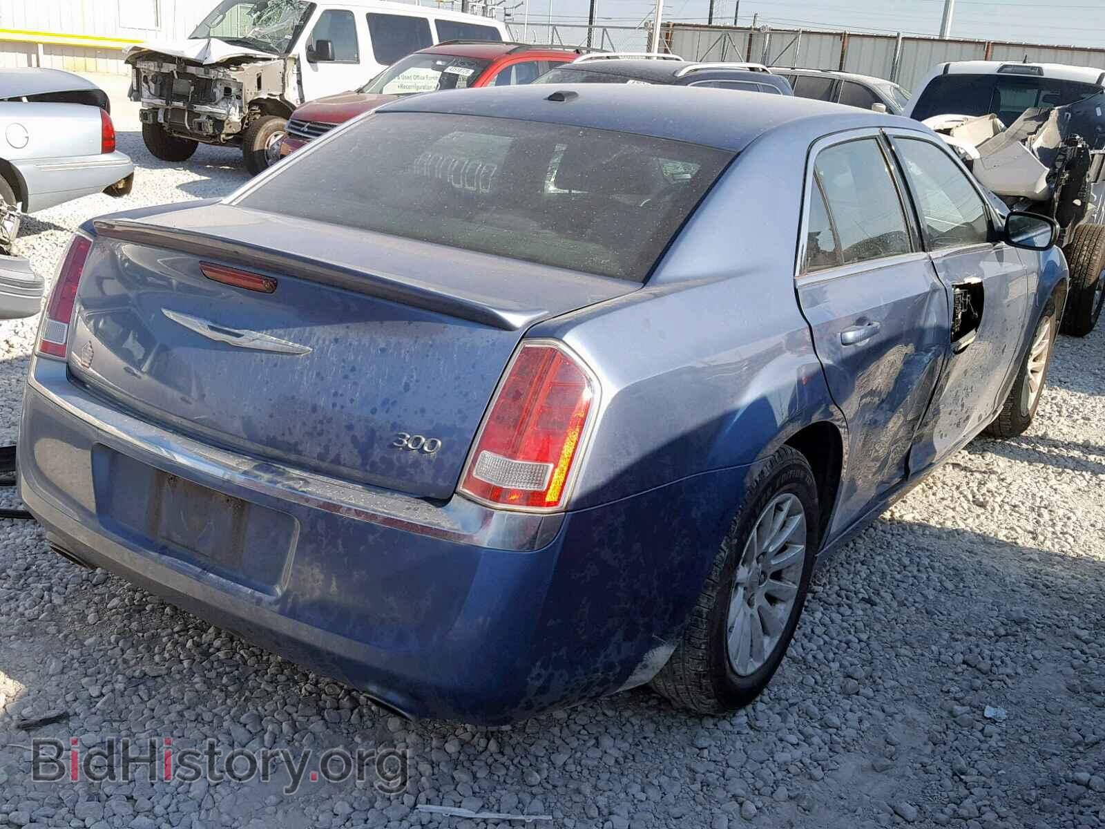 2012 CHRYSLER 300 - VIN: 2C3CCAAG1CH100313 - Фото 4