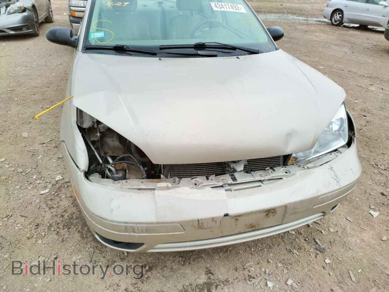 2007 FORD FOCUS - VIN: 1FAHP34N07W230737 - Фото 9