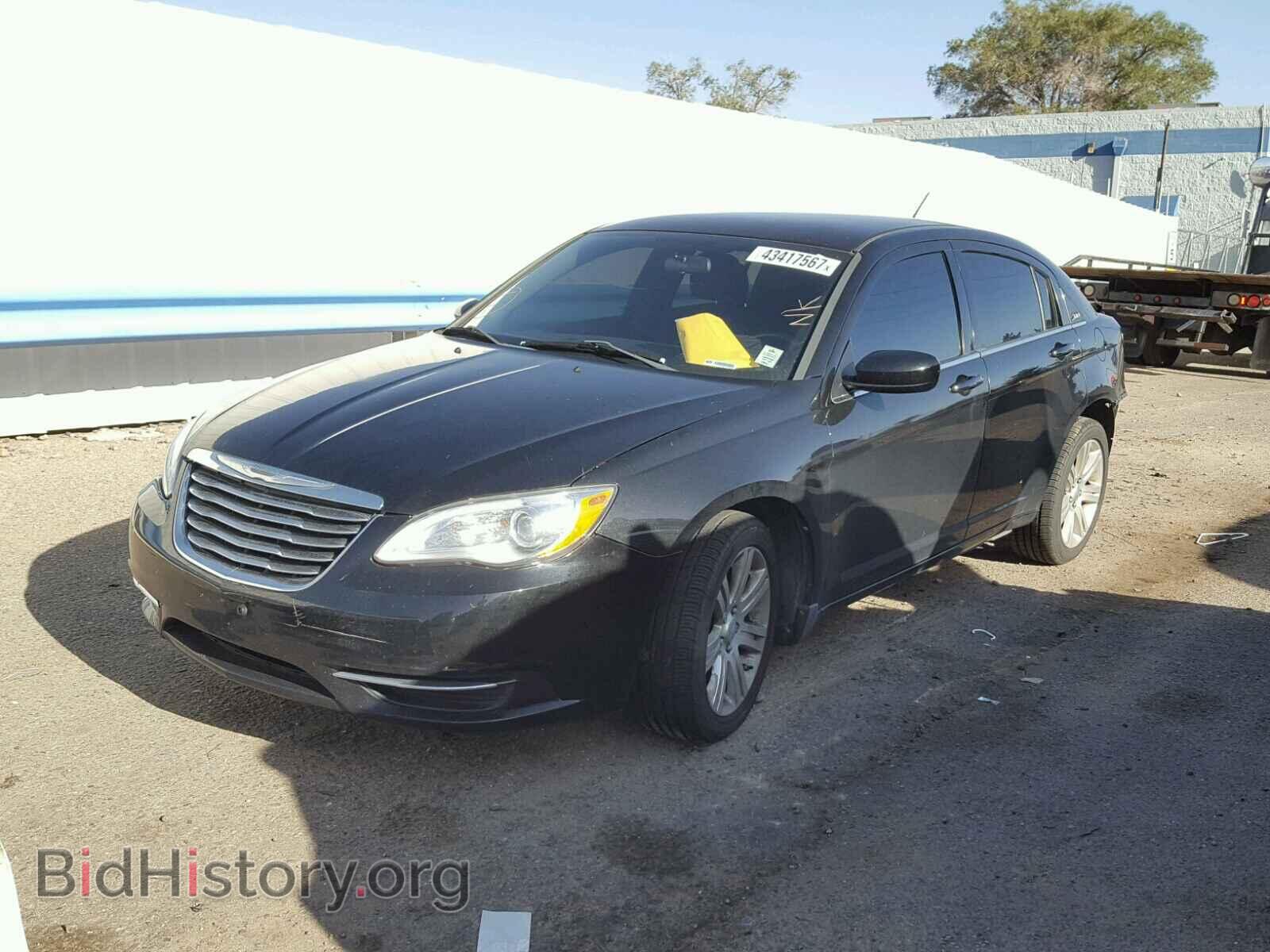 2013 CHRYSLER 200 - VIN: 1C3CCBBB1DN695469 - Фото 2