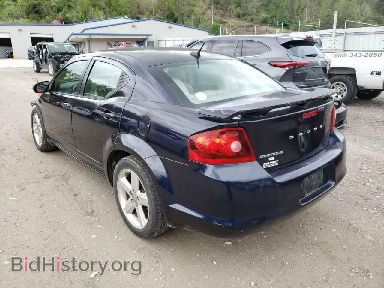 2011 DODGE AVENGER - VIN: 1B3BD1FB7BN556969 - Фото 3