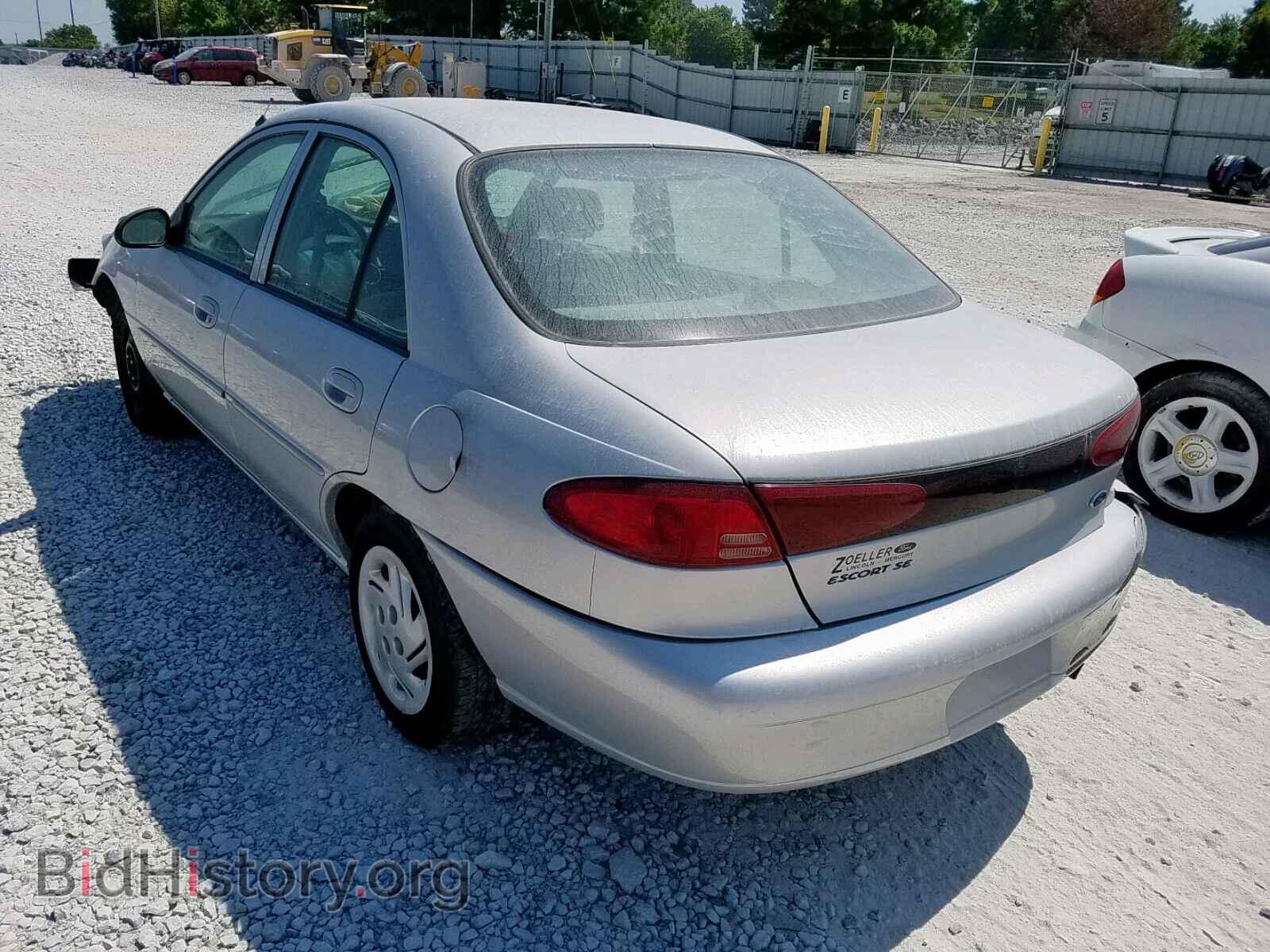 2002 FORD ESCORT - VIN: 3FAFP13P82R229930 - Фото 3