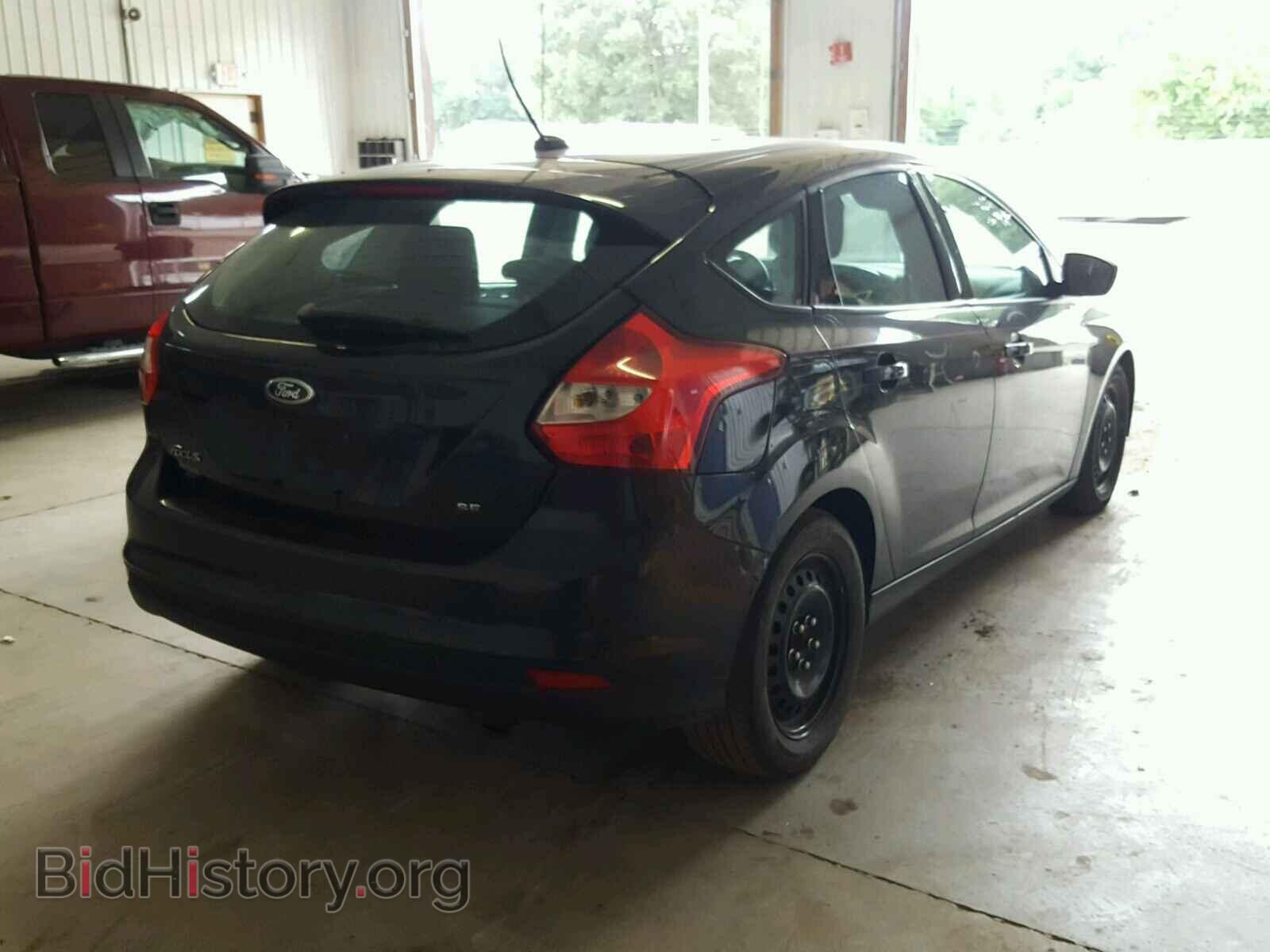 2012 Ford FOCUS (VIN 1FAHP3K26CL166241) — фото 4 из 10