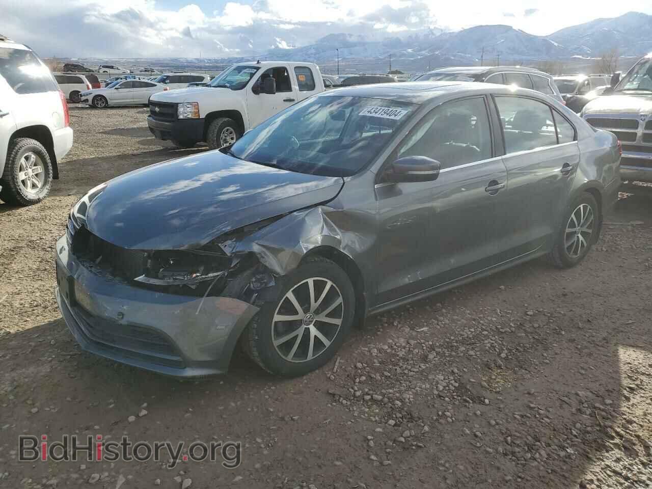 Фотография 3VWDB7AJ7HM334429 - VOLKSWAGEN JETTA 2017