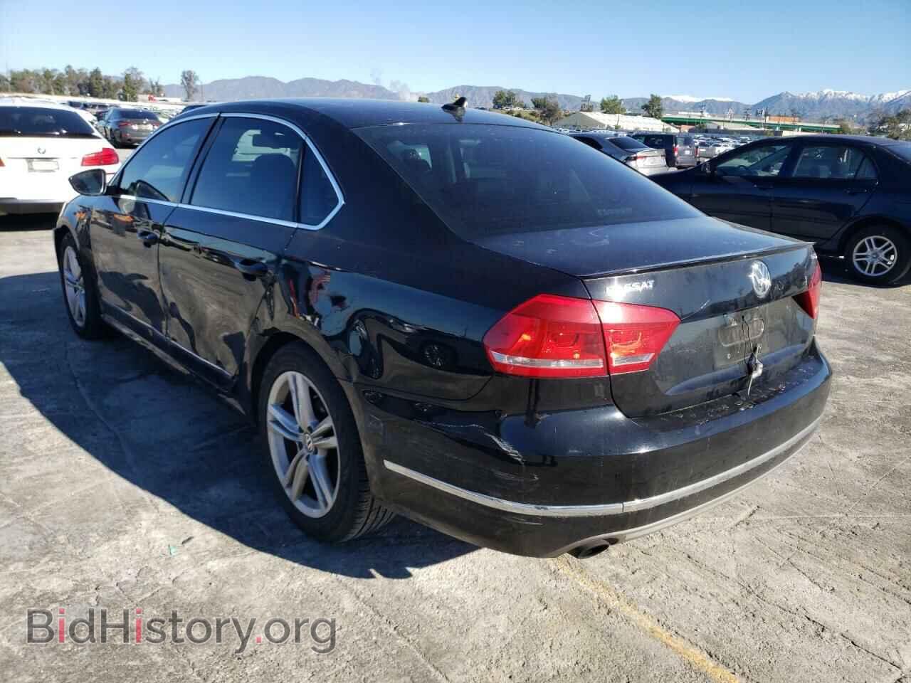 2012 VOLKSWAGEN PASSAT - VIN: 1VWCM7A32CC010600 - Фото 2