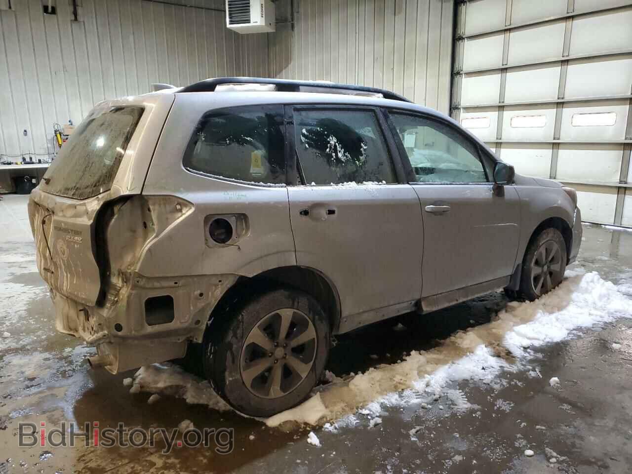 2017 SUBARU FORESTER - VIN: JF2SJABC2HH538037 - Фото 3
