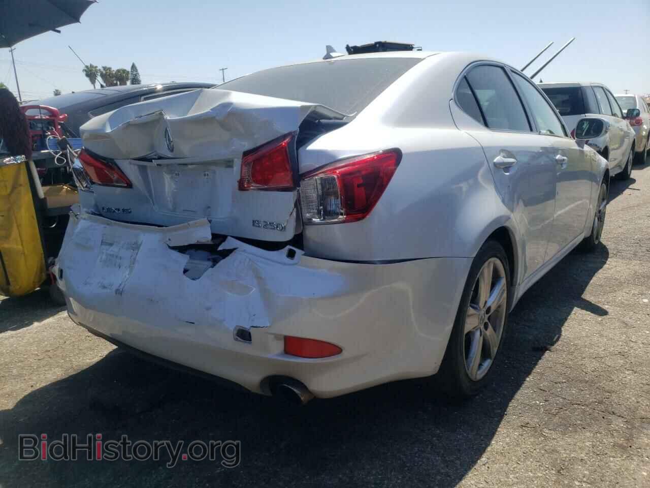 2011 LEXUS IS - VIN: JTHBF5C21B5145005 - Фото 4