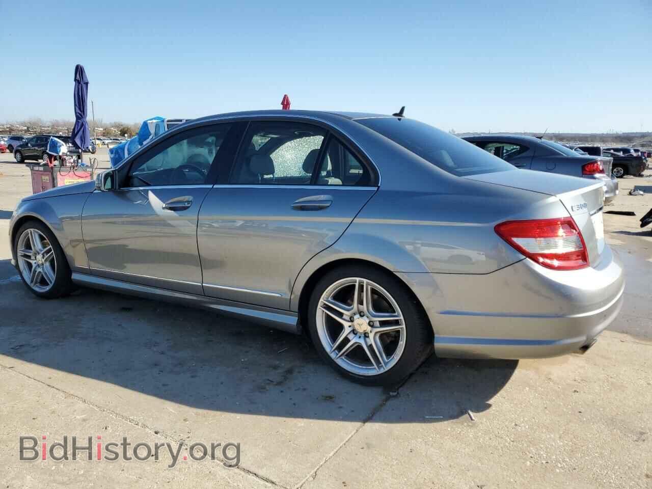 2011 MERCEDES-BENZ C-CLASS - VIN: WDDGF5EB2BF636798 - Фото 2