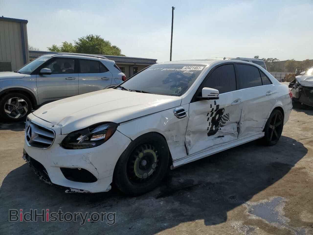 Photo WDDHF5KB0EA876569 - MERCEDES-BENZ E-CLASS 2014