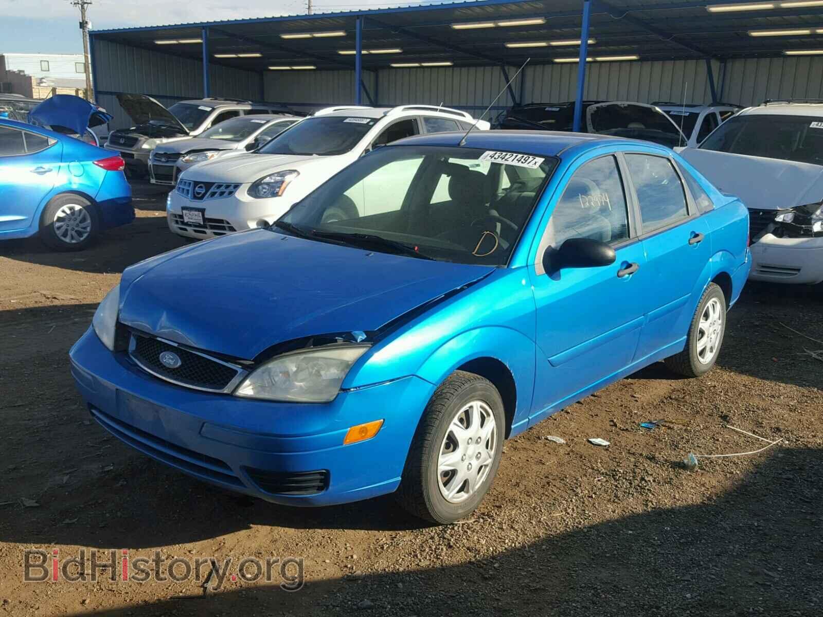 2007 FORD FOCUS - VIN: 1FAFP34N17W202629 - Фото 2