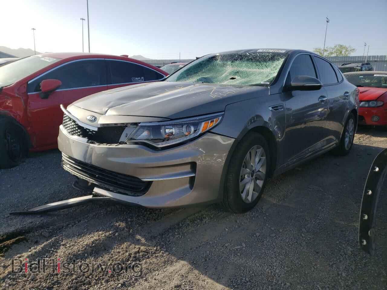 2018 KIA OPTIMA - VIN: 5XXGU4L3XJG222111 - Фото 2