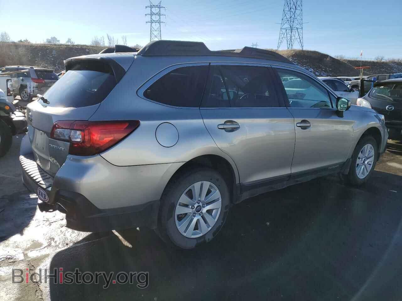 2019 SUBARU OUTBACK - VIN: 4S4BSAFC3K3219963 - Фото 3