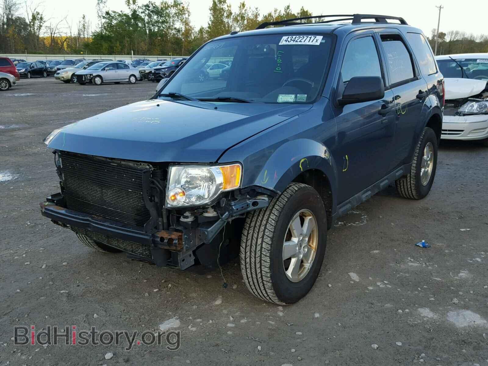 2011 FORD ESCAPE - VIN: 1FMCU9DG6BKA67055 - Фото 2
