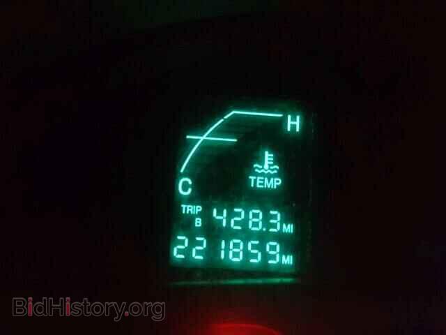 2005 CADILLAC DEVILLE - VIN: 1G6KD54Y35U227762 - Photo 8