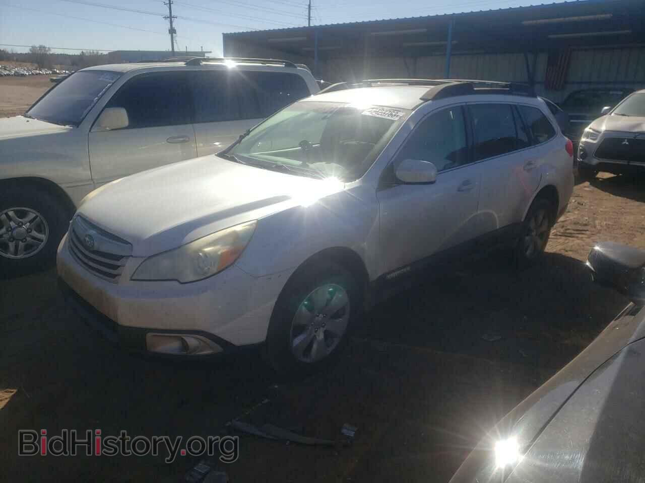 Photo 4S4BRBCC4B3388976 - SUBARU OUTBACK 2011
